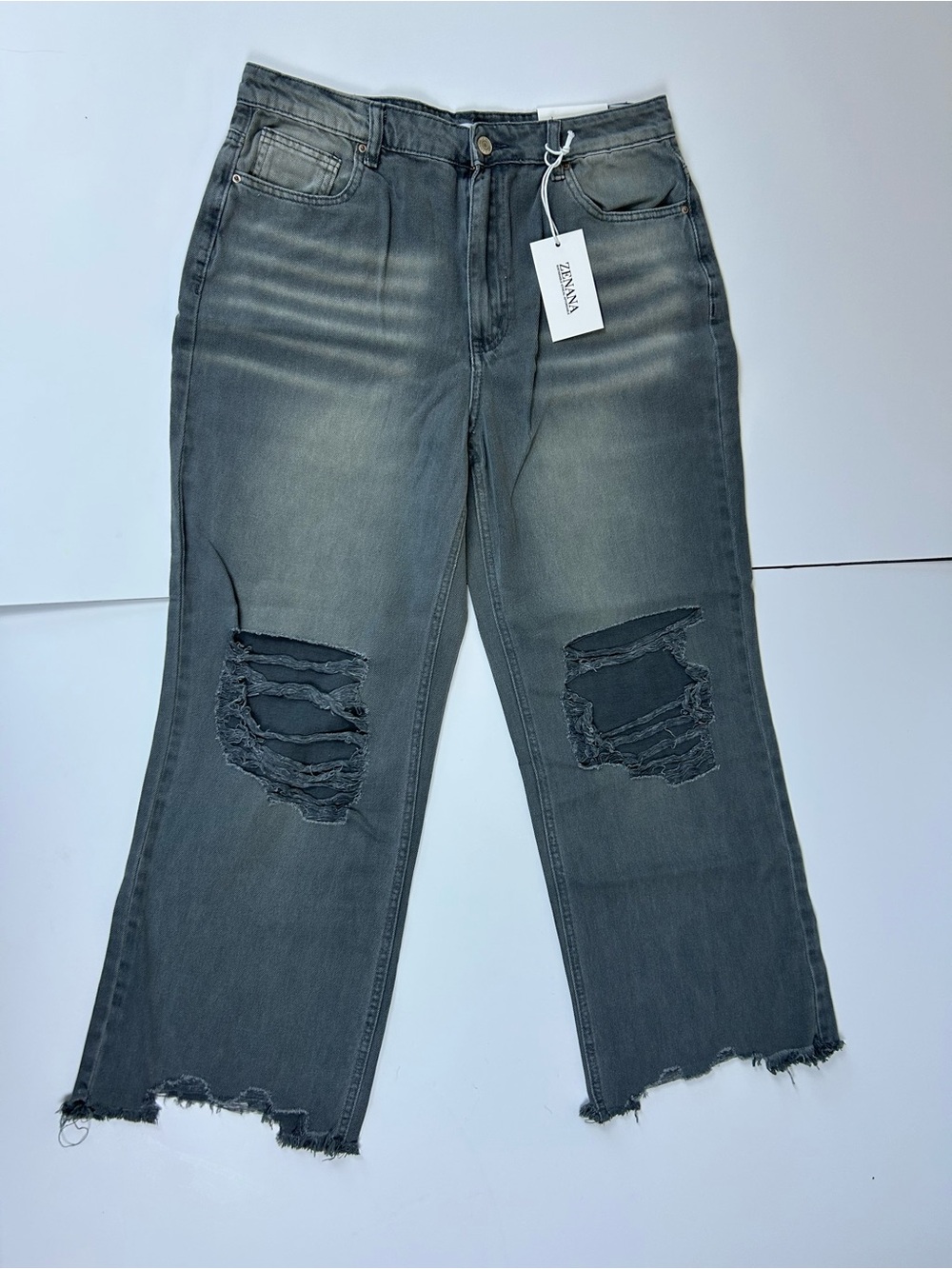 Zenana NWT Gray Distressed Cropped Wide Leg Jeans High Rise Raw Hem Size 30 - Picture 2 of 6